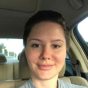 Meet your Posher, Stella